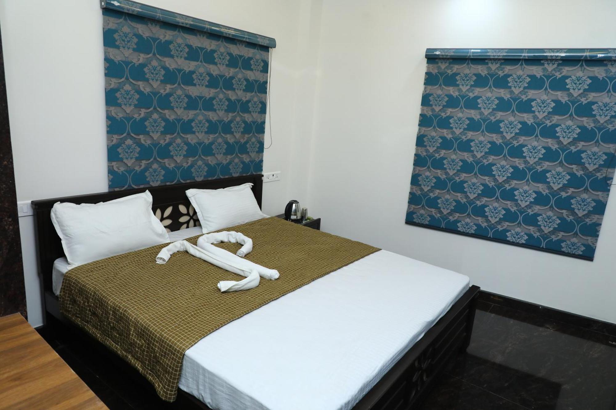 Jp Residency Hotel Yelagiri Luaran gambar