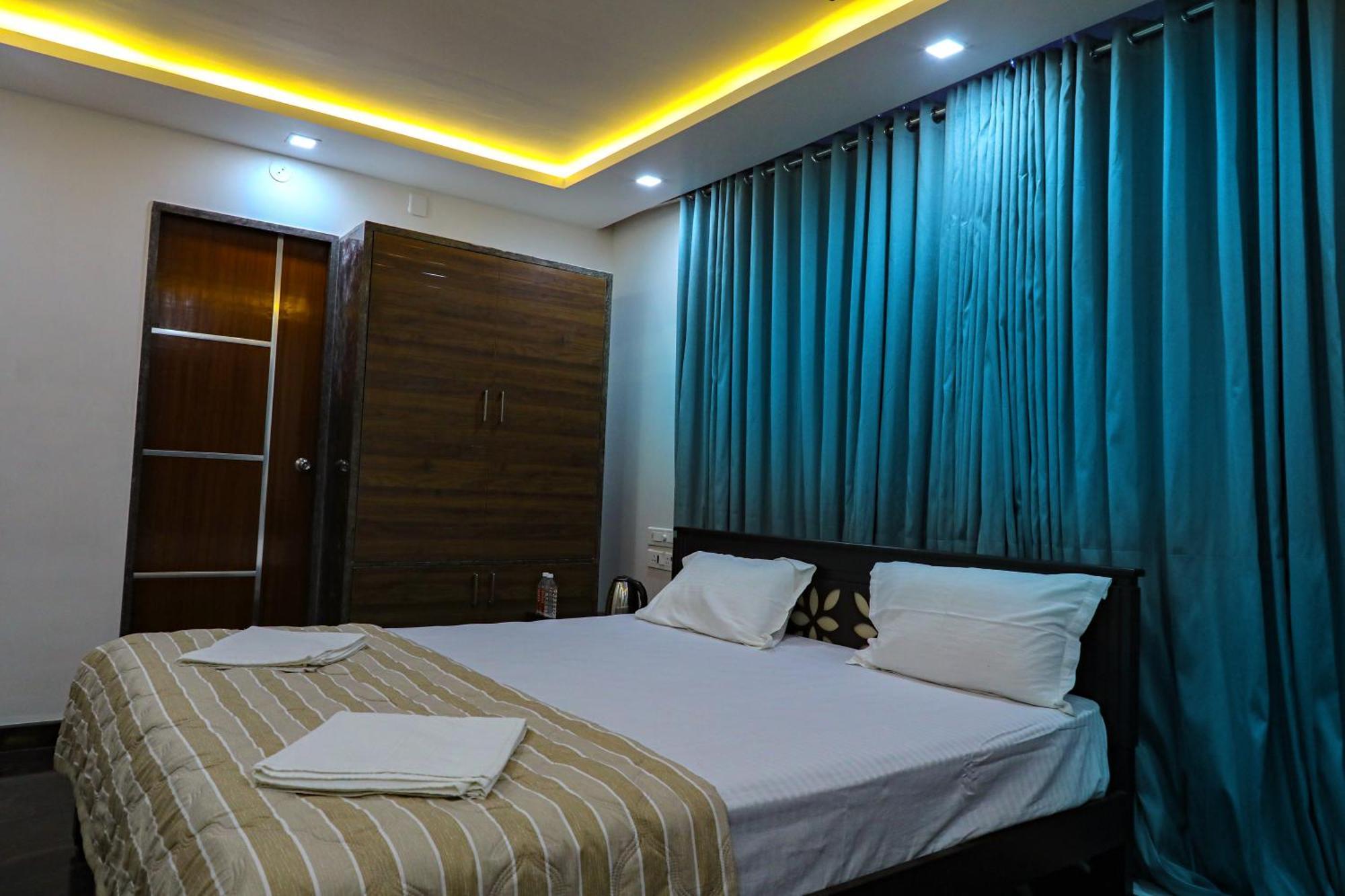 Jp Residency Hotel Yelagiri Luaran gambar
