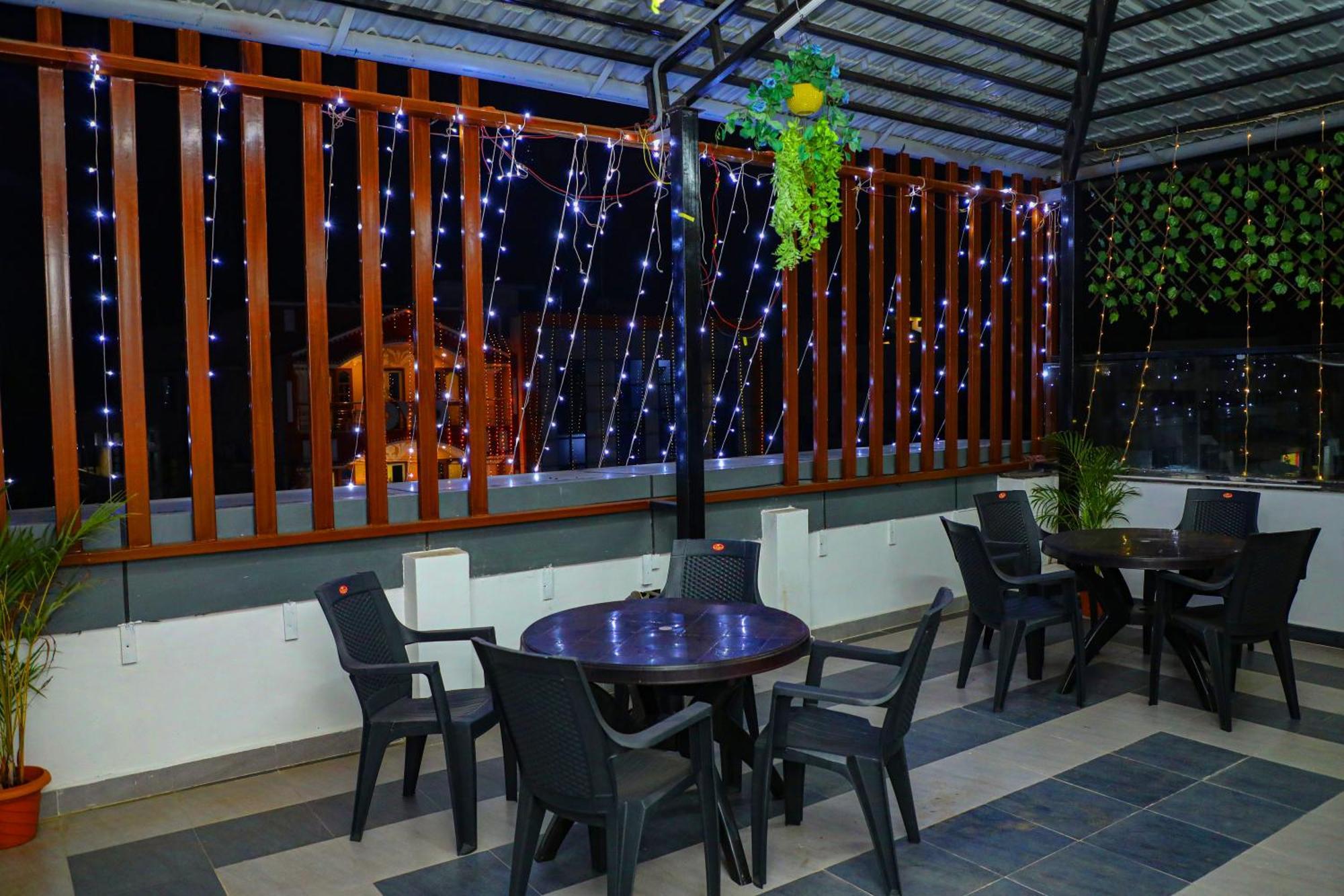 Jp Residency Hotel Yelagiri Luaran gambar