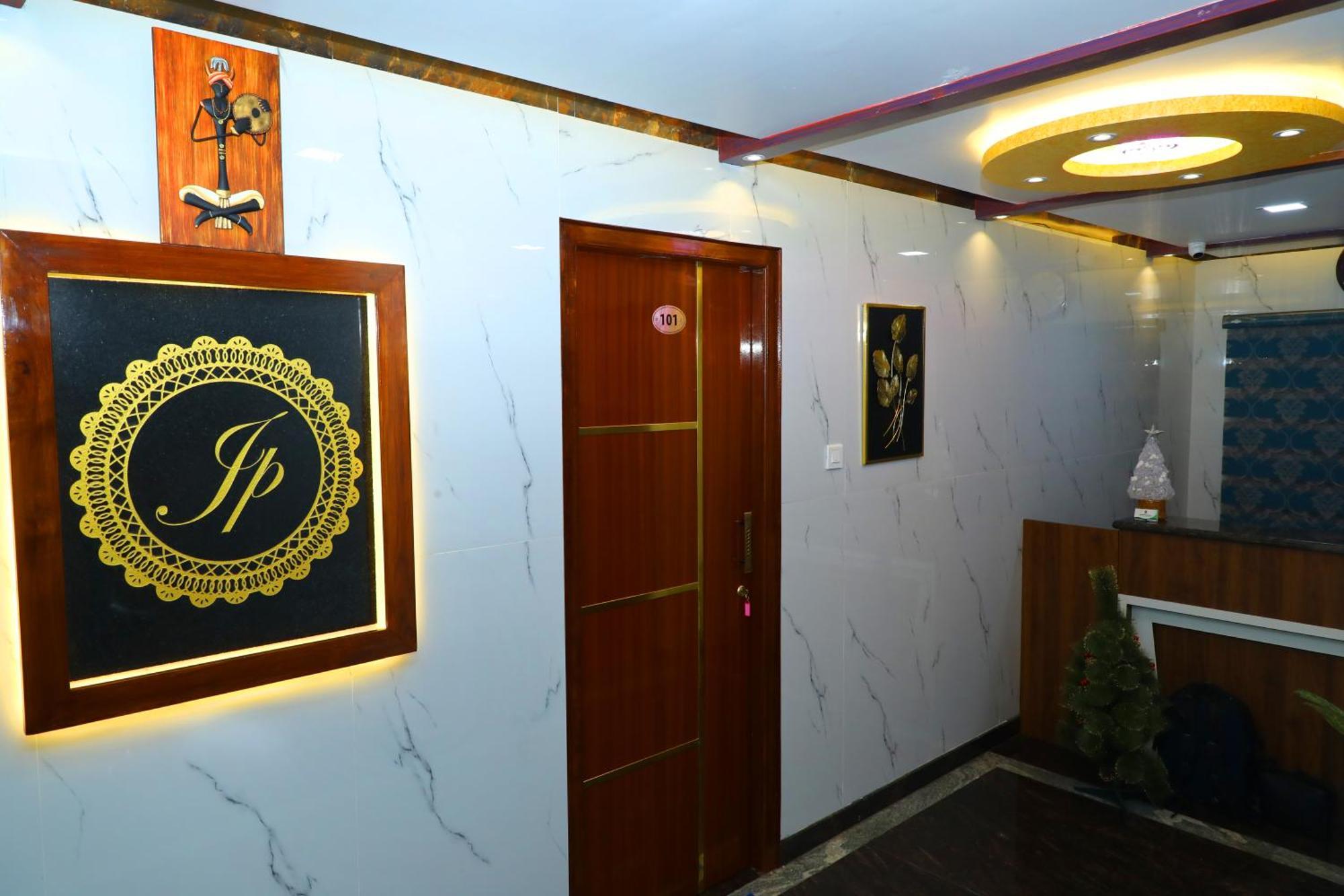 Jp Residency Hotel Yelagiri Luaran gambar
