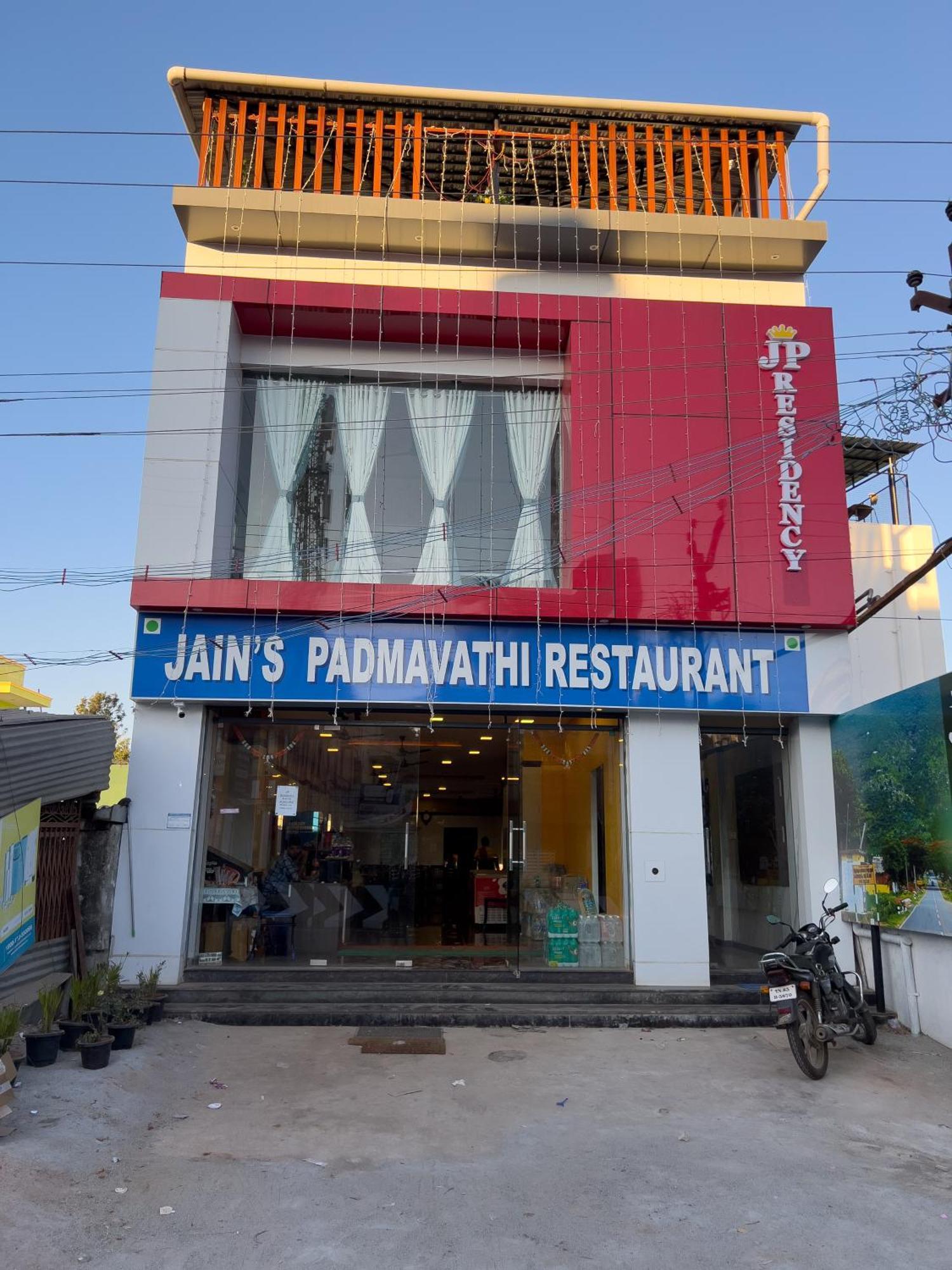 Jp Residency Hotel Yelagiri Luaran gambar